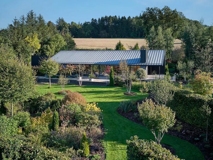 How a Modest Zinc-Clad Retreat Won Scotland’s Top Architecture Prize