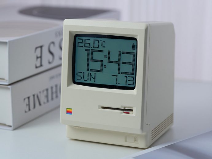 MaClock Shrinks the 1984 Macintosh Into a $30 Rechargeable Clock
