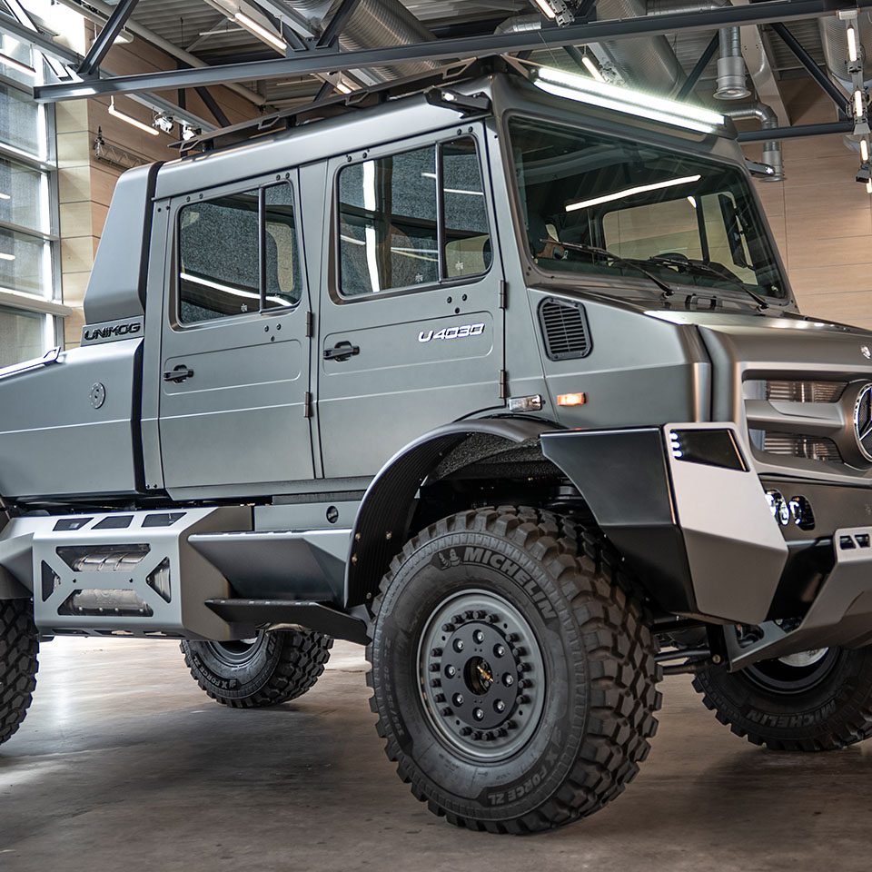 Mercedes-Benz Unimog U5000 3000台限定 Mercedes-Benz-Unimog-Truck-6-