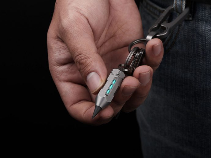 MeTool’s pendant-sized EDC is one of the smallest and most versatile multitools you can get