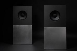 Nocs Braque Stacks Two Cubes into a 25kg Sculptural Stereo System