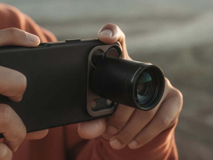 Sandmarc Lens Gives iPhone 17 Pro 16x Optical Zoom, No Digital Tricks