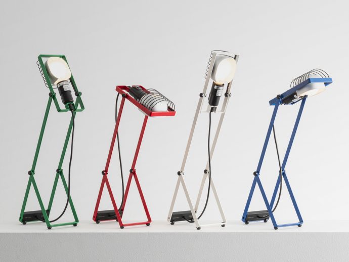 Sintesi by Artemide Brings Ernesto Gismondi’s 1975 Tool Lamp Back to the Desk
