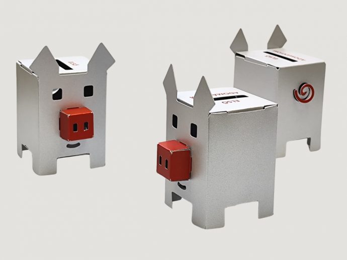 This $10 Metallic Piggy Bank Is Actually Made of Paper