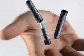 This 11g Keychain Knife Has a Tungsten Tip You Swap, Never Sharpen