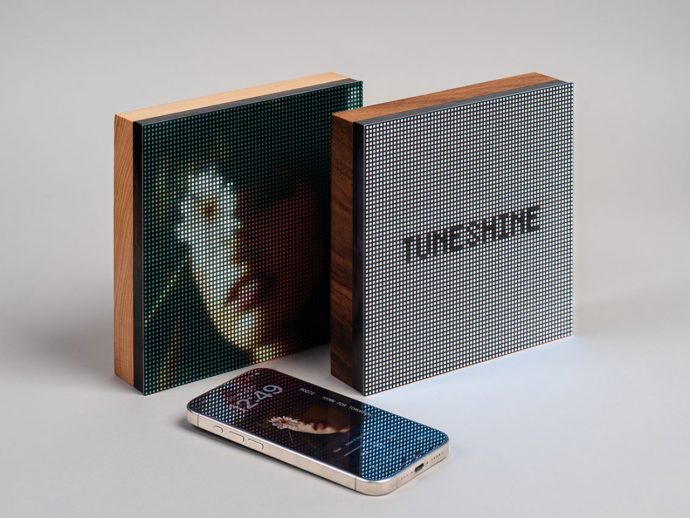 This $200 Display Finally Brings Album Art Back to Your Home