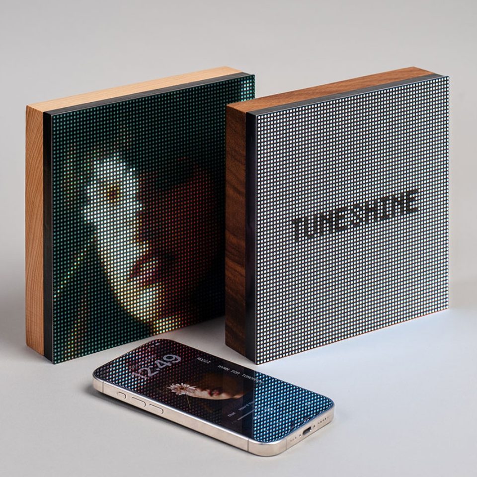 This $200 Display Finally Brings Album Art Back to Your Home