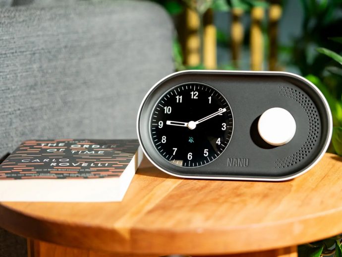This Curved Clock’s Sunrise Feature Actually Beats Your Snooze Habit