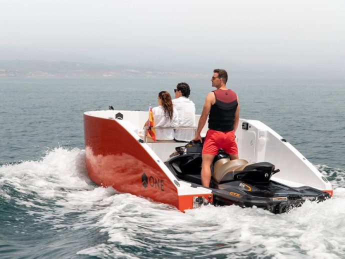 This Yacht is actually powered by a Detachable Jet-ski