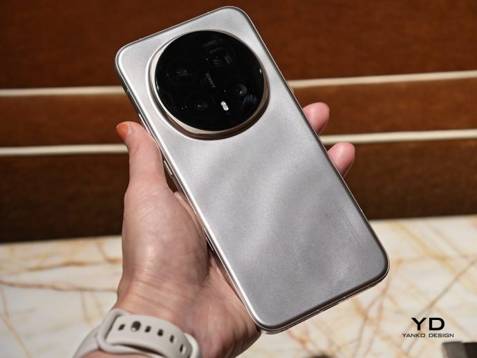 Honor Magic8 Pro Review: Brilliant Night Shots, Big Battery, Built to Last