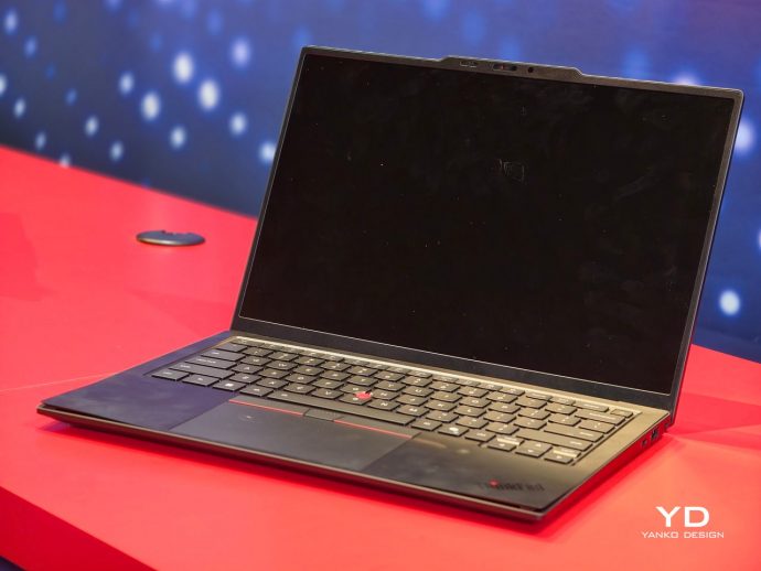ThinkPad X1 Carbon Gen 14 Aura Edition Scores 9/10 From iFixit at CES 2026