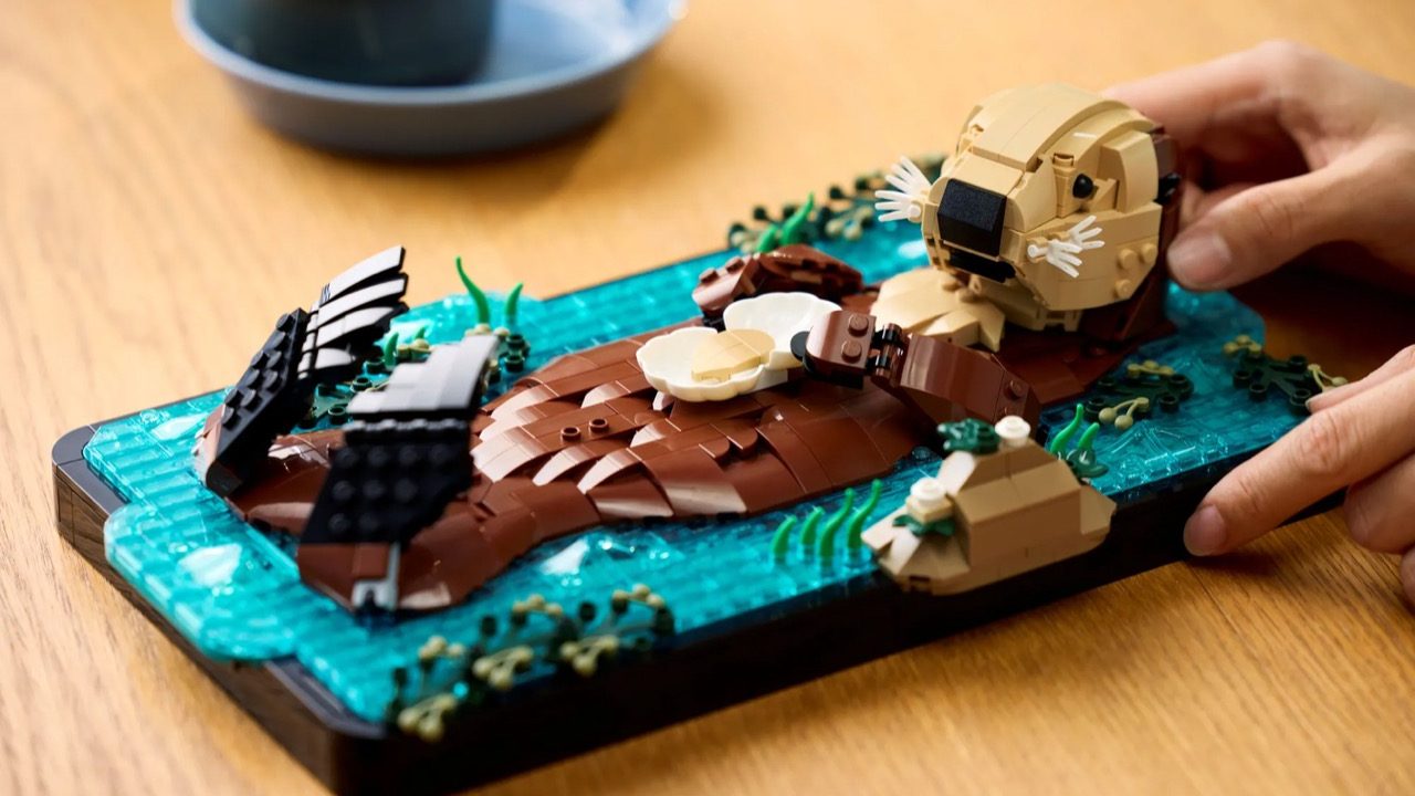lego_floating_sea_otter_1-