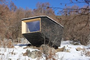 A 20-Square-Meter Boulder-Shaped Cabin That Blends Right Into The Pyrenees