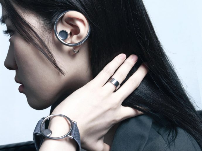 Samsung’s New Wearable Audio Concept Looks More Like Jewelry Than Tech