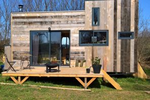 French Artisans Built a 21-Foot Tiny House That Needs No Grid