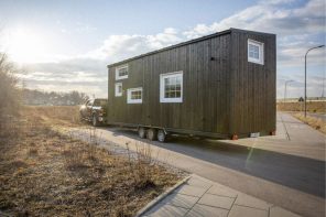 Ingrid Tiny House Packs Two Bedrooms and Brilliant Storage into 26 Feet