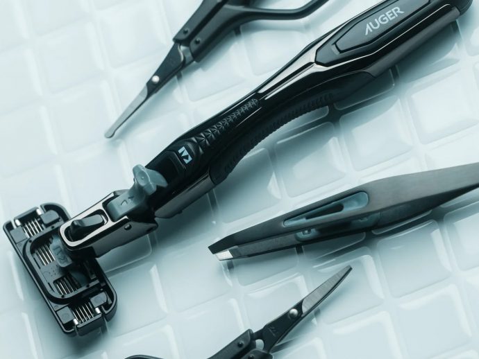 5 Best Valentine’s Grooming Gadgets He Wants, But Won’t Buy Himself