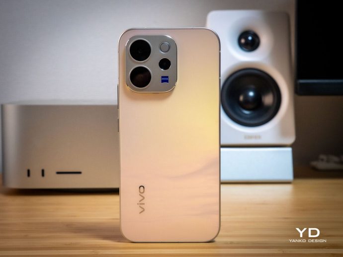 vivo V70 Review: A Concert Photographer’s Phone in Mid-Range Clothes