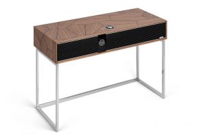 When Furniture Meets High Fidelity: The Ruark R810 MiE