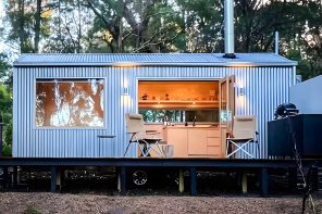 Zinc Studio’s Cabin Proves Prefab Can Have a Point of View