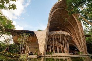 5 Rammed Earth Homes in 2026 That Make Concrete Walls Look Outdated