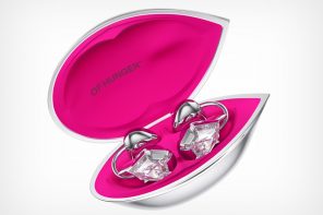 AI Earbuds Designed Like Fine Jewelry, Not Consumer Electronics