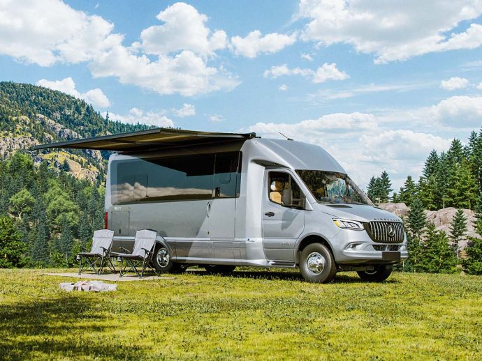 Airstream Atlas 25RT redefines the classic two-person motorhome