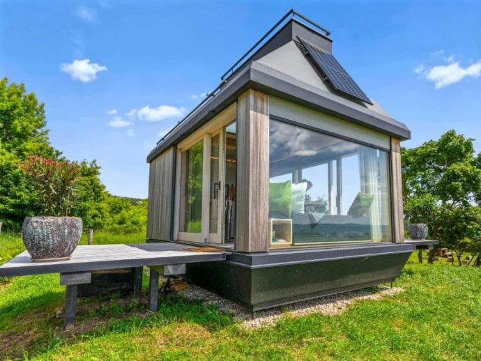Cabin Devín Might Be the Most Thoughtful 20m² Ever Built