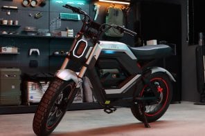 70 Mile Range, 110 Nm of Torque, and a One-Click Wheelie. Meet the AOTOS Flux X26