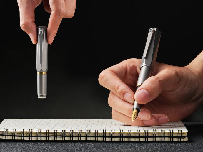 The EDC Pen Reinvented: Lumink’s Titanium Fountain Pen Folds, Writes, and Lasts a Lifetime