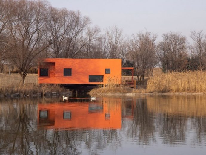 The Red Cabin Sitting Alone on a 1,000-Year-Old Island in China