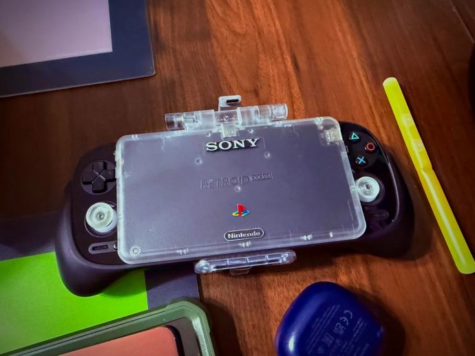 This Fan Made the Sony-Nintendo Handheld the Companies Never Would