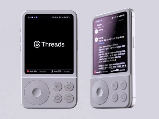 Two small handheld devices with large screens; left screen shows the Threads logo on black background, right screen shows a dark feed with text in Korean and icons.