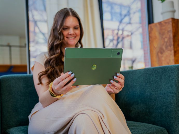 moto pad – 2026: 5G Tablet With 2.5K Screen, Quad Dolby Atmos