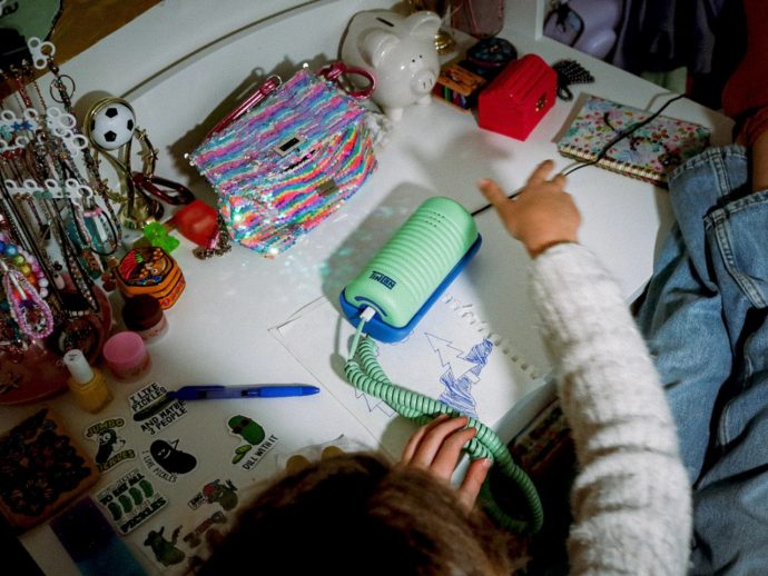 The Kids’ Phone With No Screen, No Apps, and Only $100