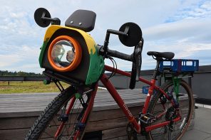 This Bike Cargo System Gives Your Bike a Face With 12 Color Zones