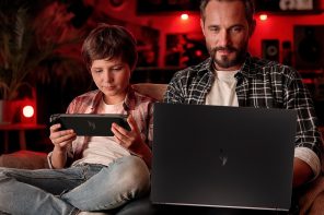 Acer’s Nitro Blaze Link Is a Gaming Handheld That Skips the Processor