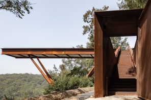 Sydney Just Opened a 42-Metre Steel Lookout Over a Former Quarry