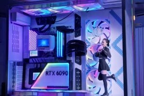 Chinese modder builds human-sized PC large enough for a person to sit inside and play games