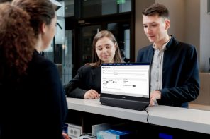 This Dual-Sided Philips Monitor Lets You Share One Screen With Clients Without Sacrificing Desk Space