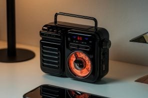 This $89 Retro Radio Made My Smart Speaker Feel Weirdly Useless