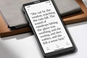 Dasung Made a Phone Screen for People Who Hate Screens