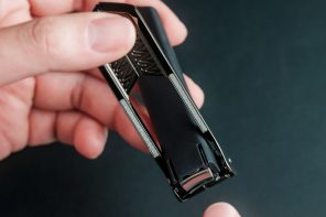 This Japanese Nail Clipper Was Built by a 117-Year-Old Blade Maker &  Cuts Cleaner Than Anything in Your Bathroom