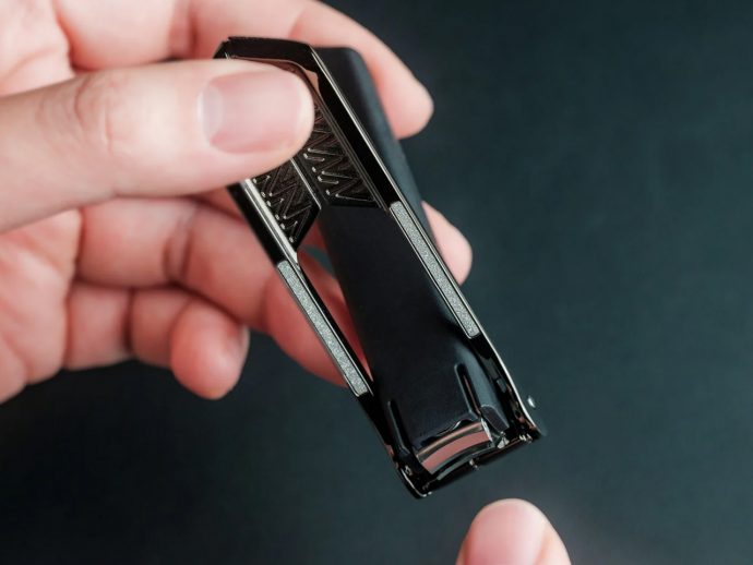 This Japanese Nail Clipper Was Built by a 117-Year-Old Blade Maker & Cuts Cleaner Than Anything in Your Bathroom