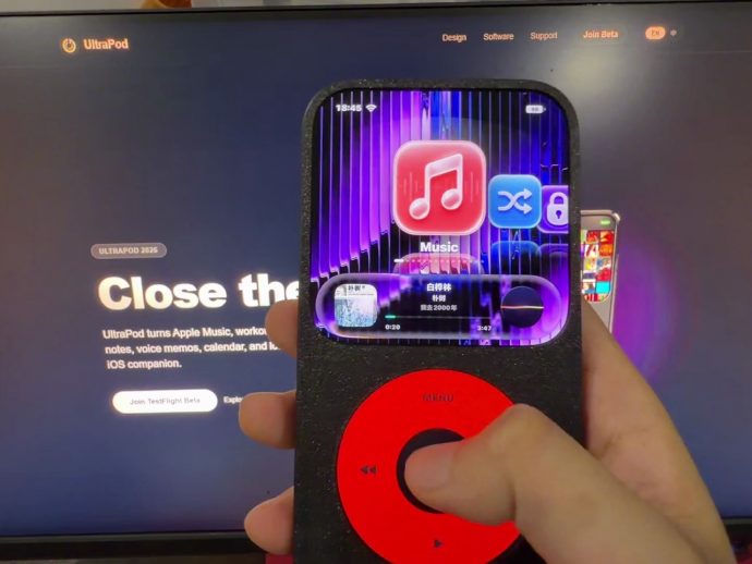 This iOS Launcher Reskins Your iPhone as an iPod, Because Tech Was Simpler Back In 2001