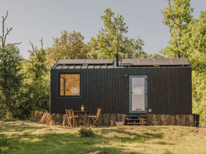 This Off-Grid Swedish Tiny Home Fits on a Trailer, Has No Loft and Still Wastes Nothing