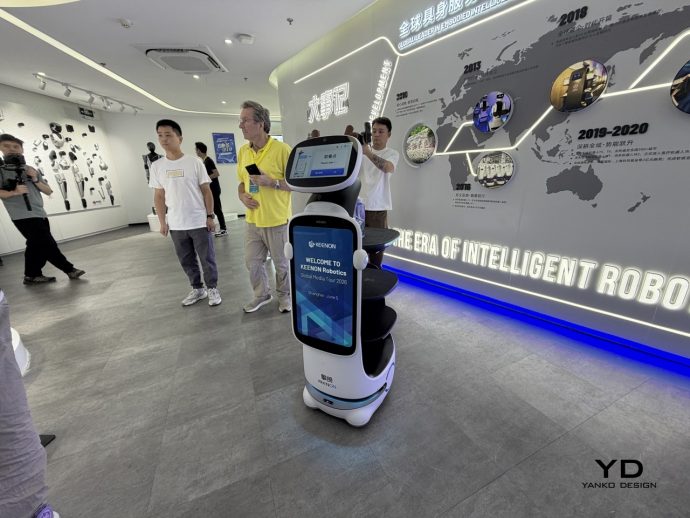 KEENON Humanoid Pours Drinks at GCS 2026, 100,000 Others Run Hotels