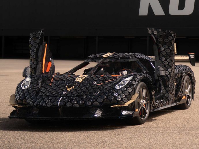 Life-sized LEGO Koenigsegg Sadair’s Spear shatters speed records for brick-built cars