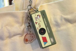 This $28 Keychain Camera Has a Flip Screen to Take Better Selfies