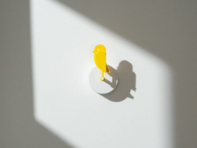 This Air Monitor Drops Like a Canary When Your Room Needs Fresh Air